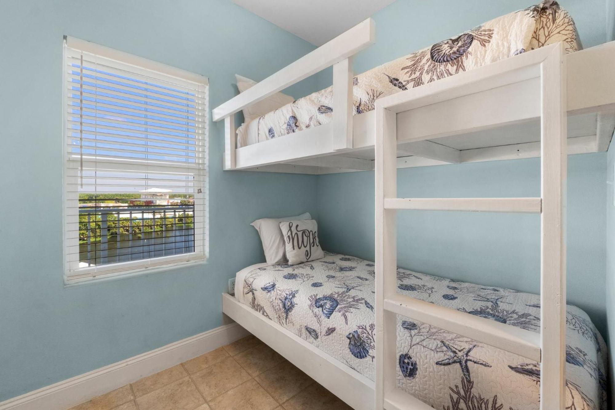 Keep It Beachy At Laketown Wharf #611 By Nautical Properties Vacation Rentals Panama City Beach Eksteriør billede
